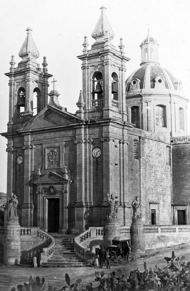The faade of the parish church of Sannat, circa 1910; photographer unknown.