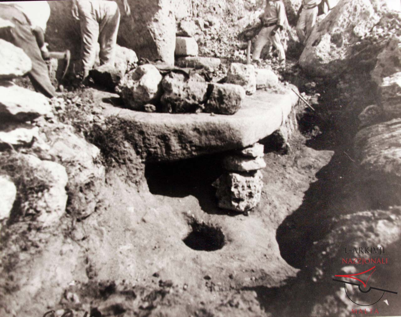 Ġgantija Temples' entrance slab with hollow