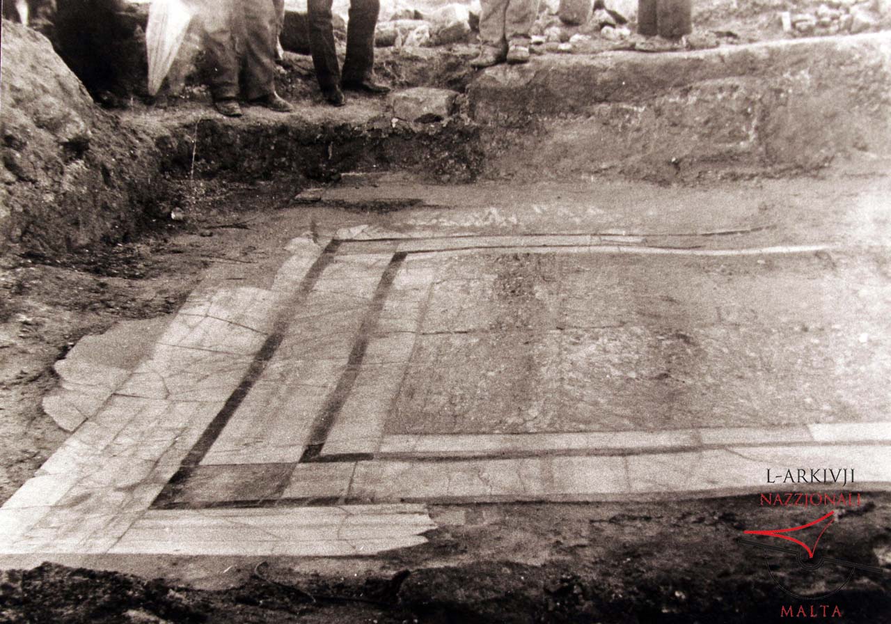 Roman Villa vestibule excavations