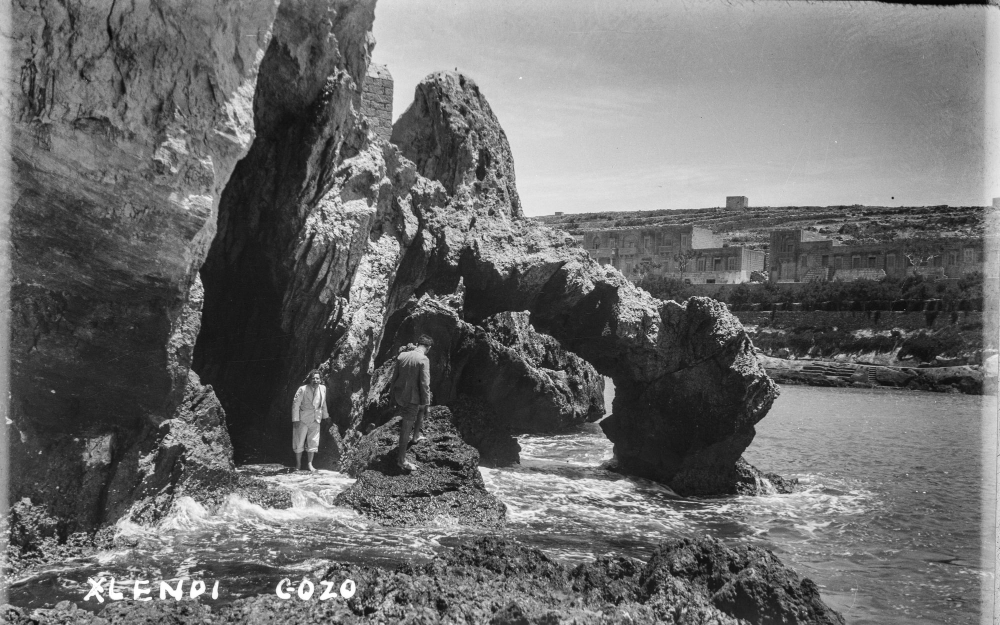 Ta' Karolina Cave