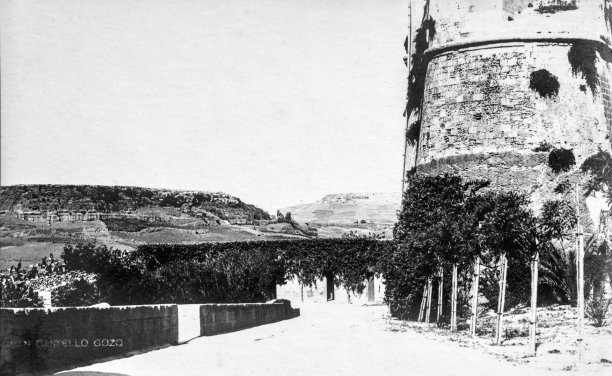 The approach to the Citadel in Victoria in 1910, as documented by the Fine Art Studio belonging to Antonio Serracino.