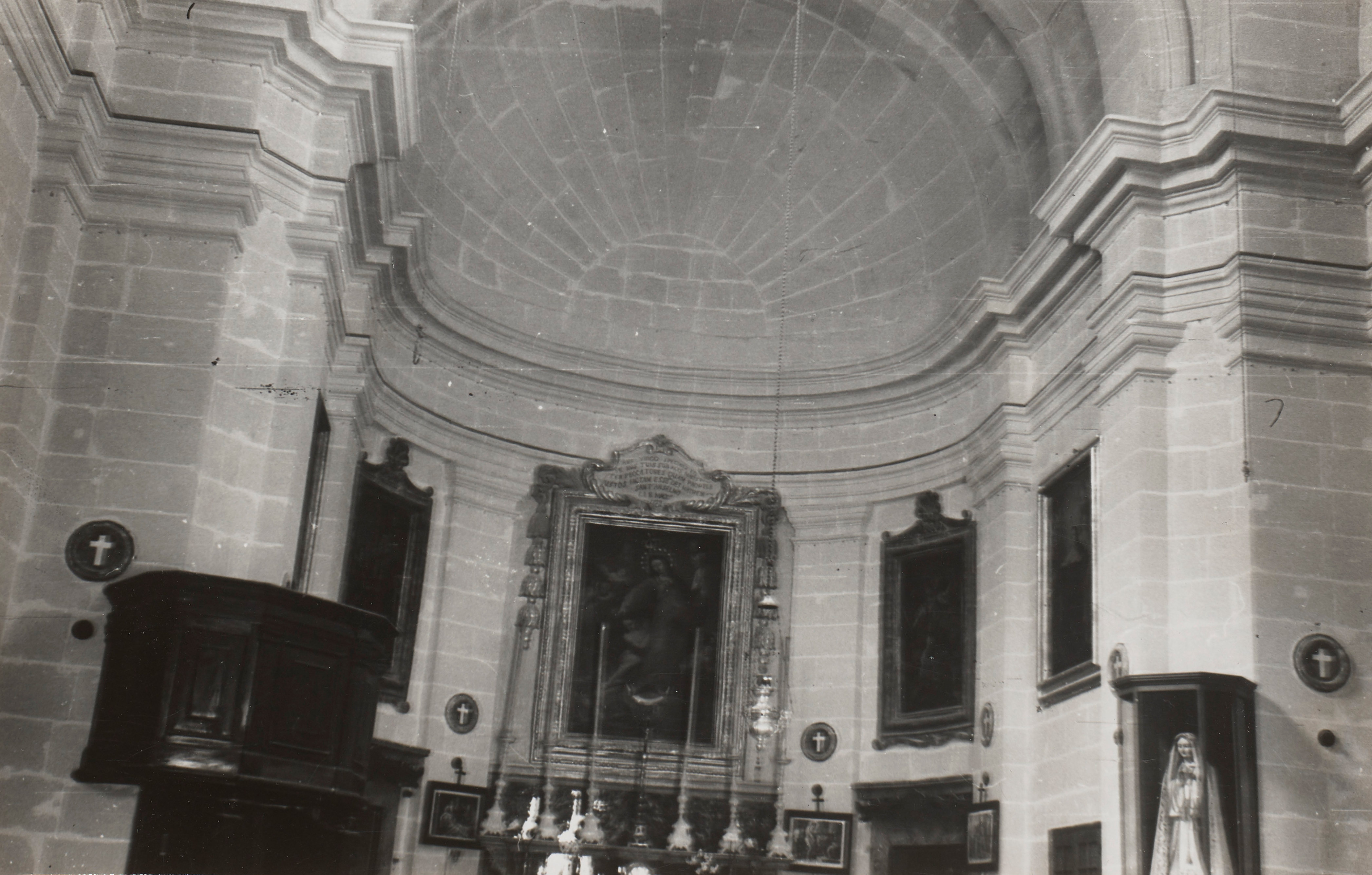 Interior of Għasri Parish Church