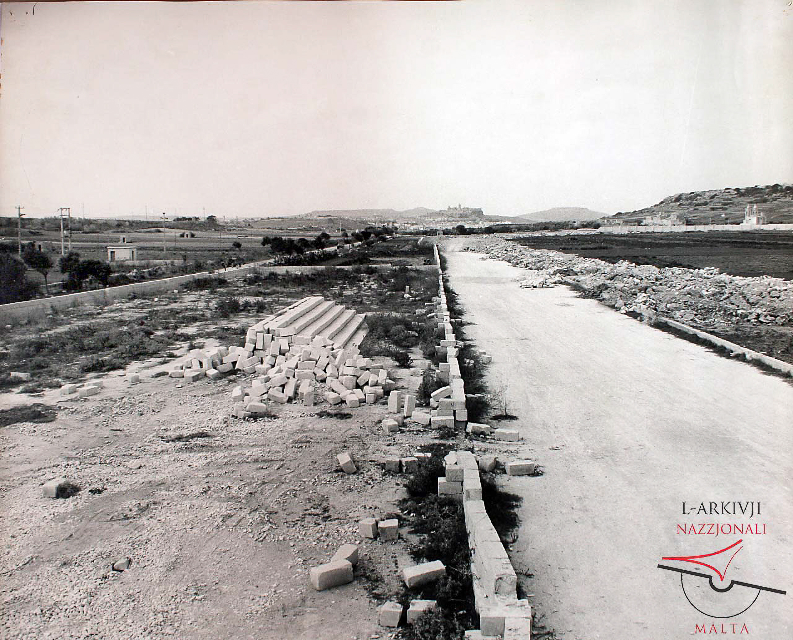 Race track