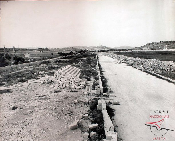 Race track