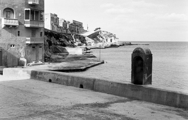 A view of Marsalforn near il-Kenur from 1964, as captured by Guido Stilon. Courtesy of Grace Cilia Vincenti & National Archives of Malta.