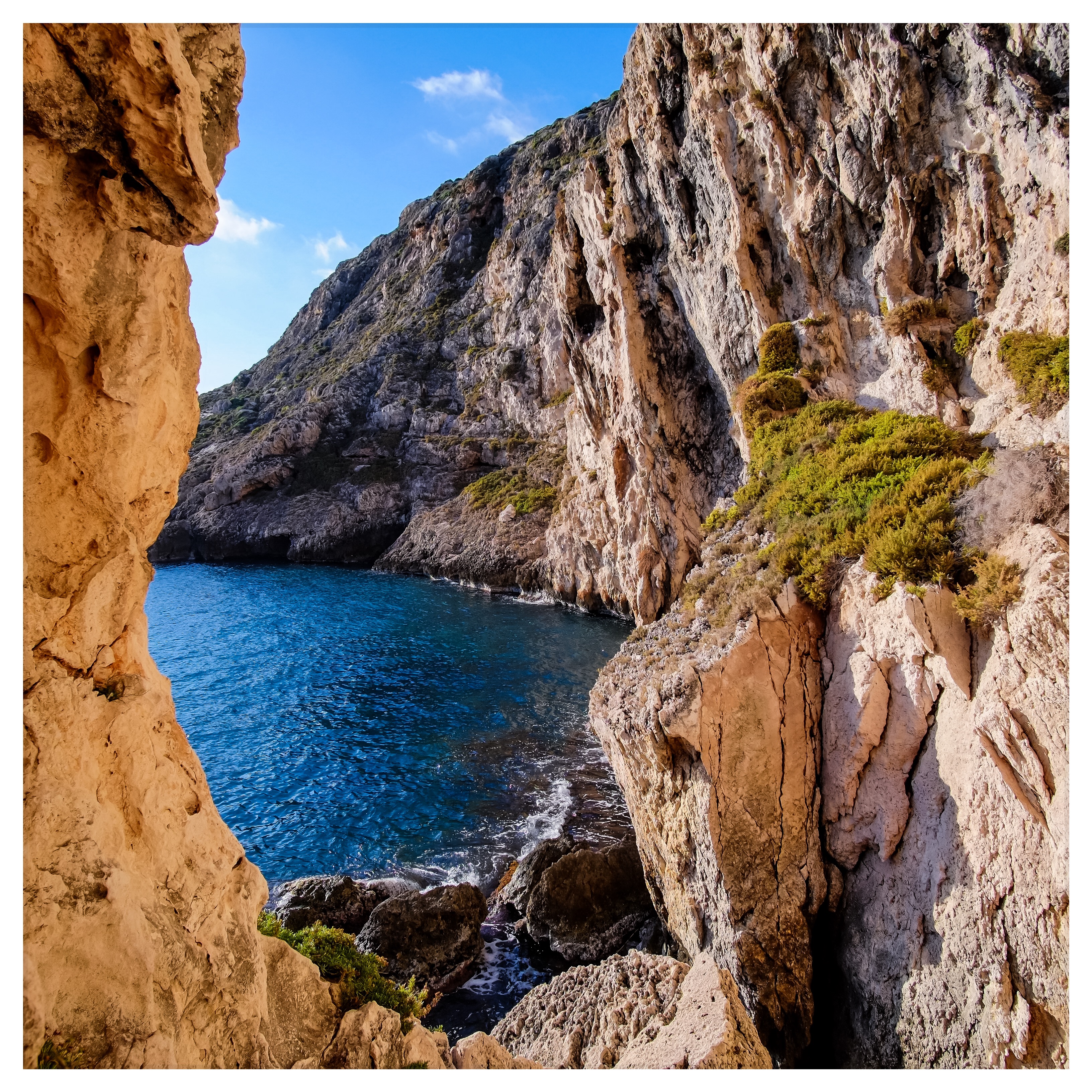 Ta' Karolina Cave