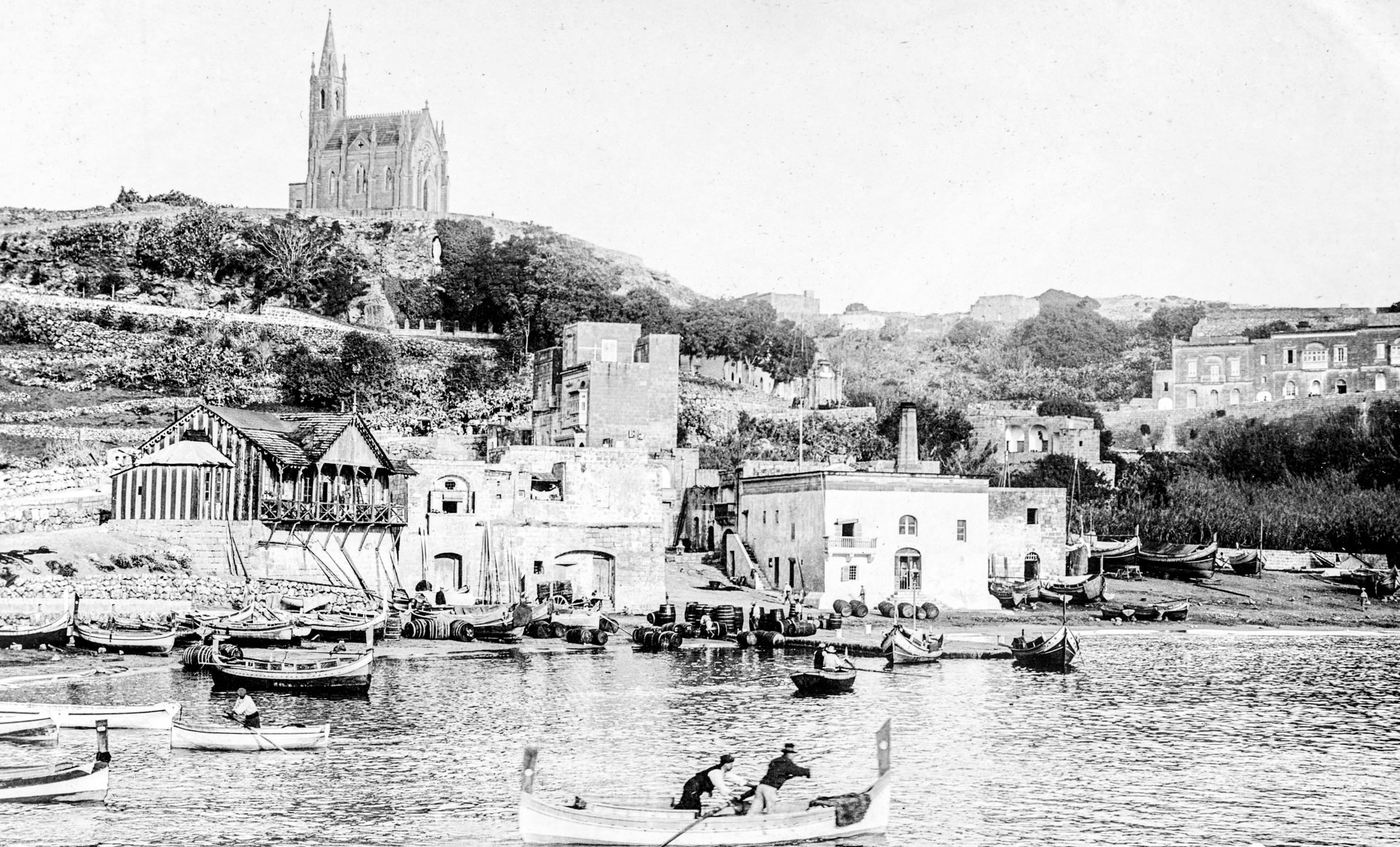 A view of the Our Lady of Lourdes chapel captured by Salvatore Lorenzo Cassar, circa 1910.