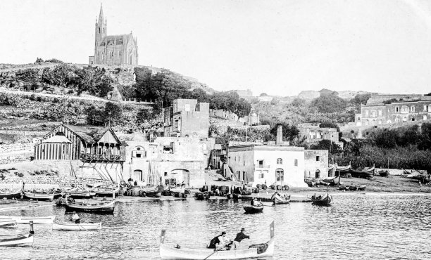 A view of the Our Lady of Lourdes chapel captured by Salvatore Lorenzo Cassar, circa 1910.