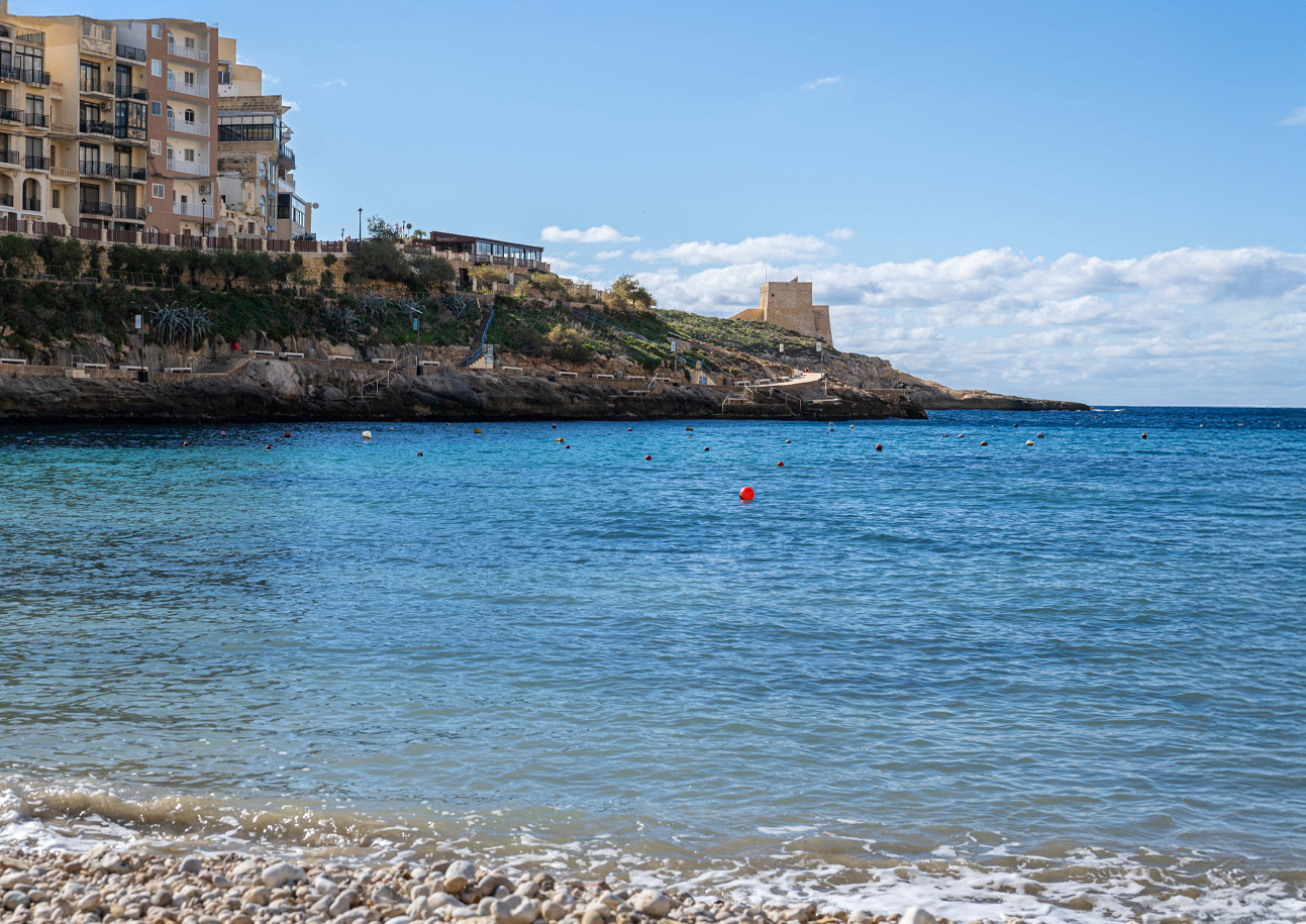 Xlendi bay