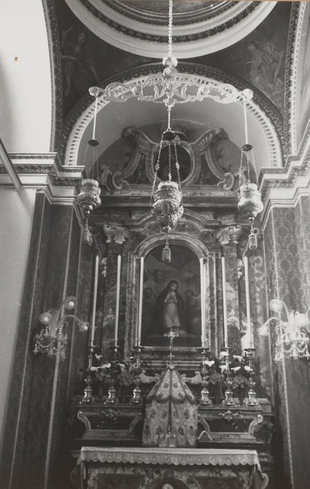 Side Altar inside Gozo Cathedral