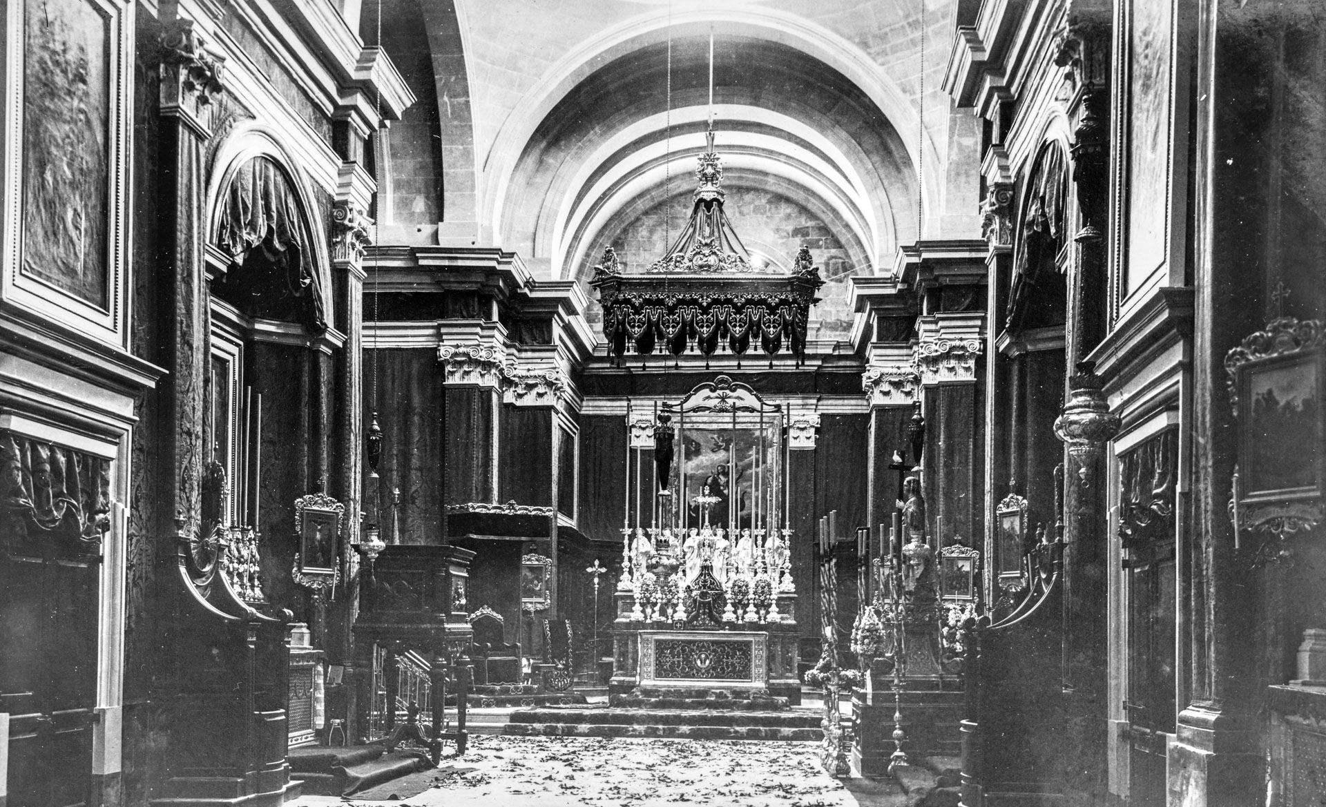 The interior of the Sannat parish church in 1928.