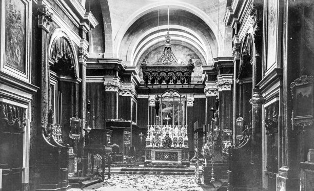 The interior of the Sannat parish church in 1928.