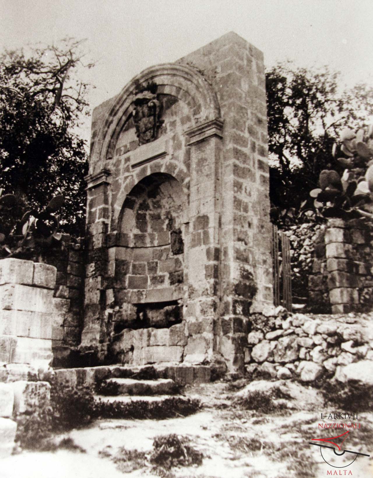 Fresh water fountain at Wied il-Lunzjata