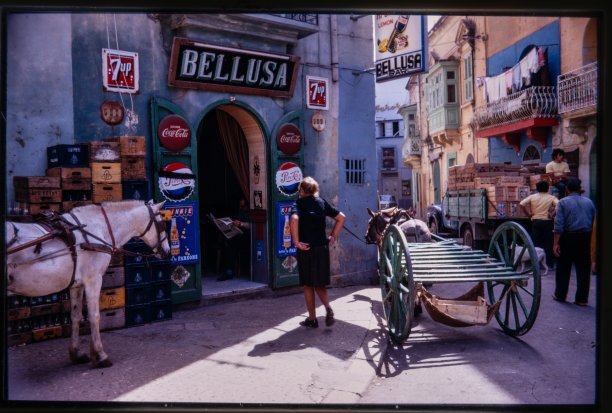 Il-Bellusa bar captured by Uno Karlsson in 1971.