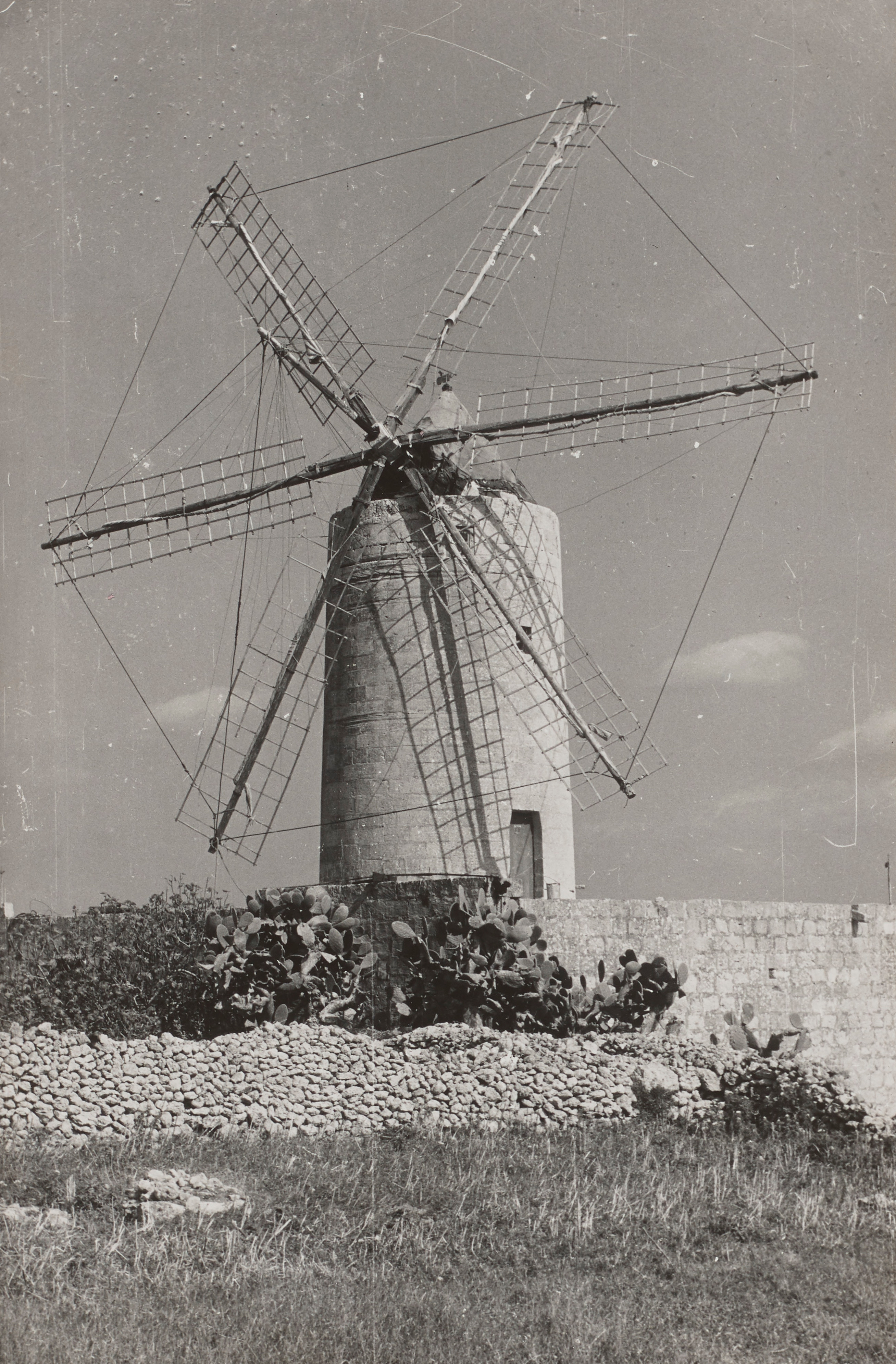 Qala Windmill