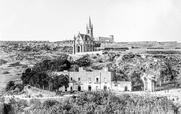 A view of the Our Lady of Lourdes chapel captured by Salvatore Lorenzo Cassar, circa 1910.